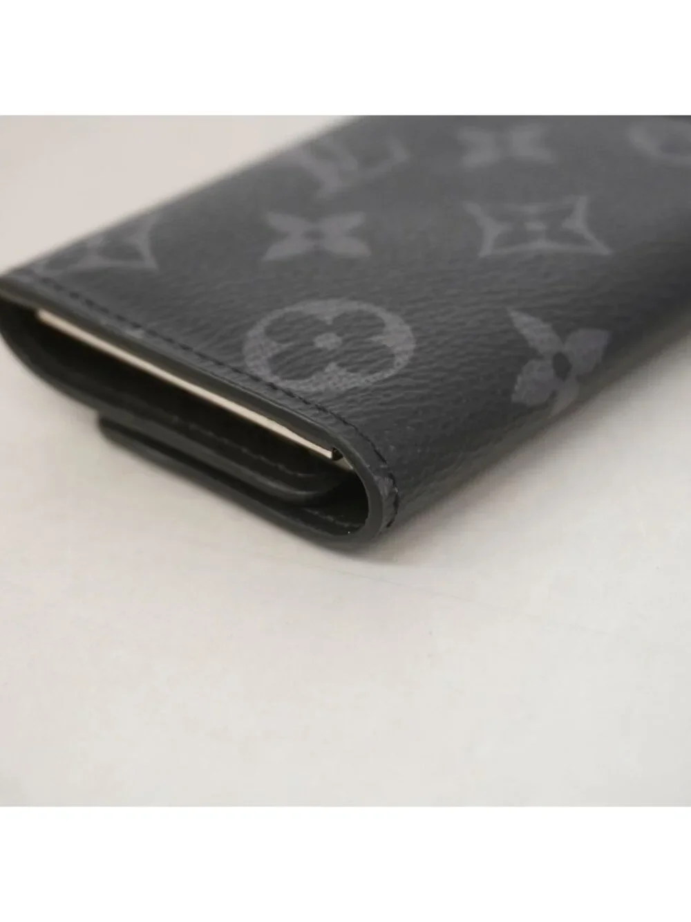 Louis Vuitton Key Case Monogram Eclipse Multicles 6 Black Key Holder
